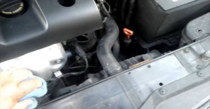 Замена охлаждающей жидкости Hyundai Solaris